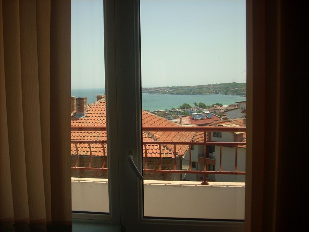 Guest House Pepina Sozopol Exterior photo